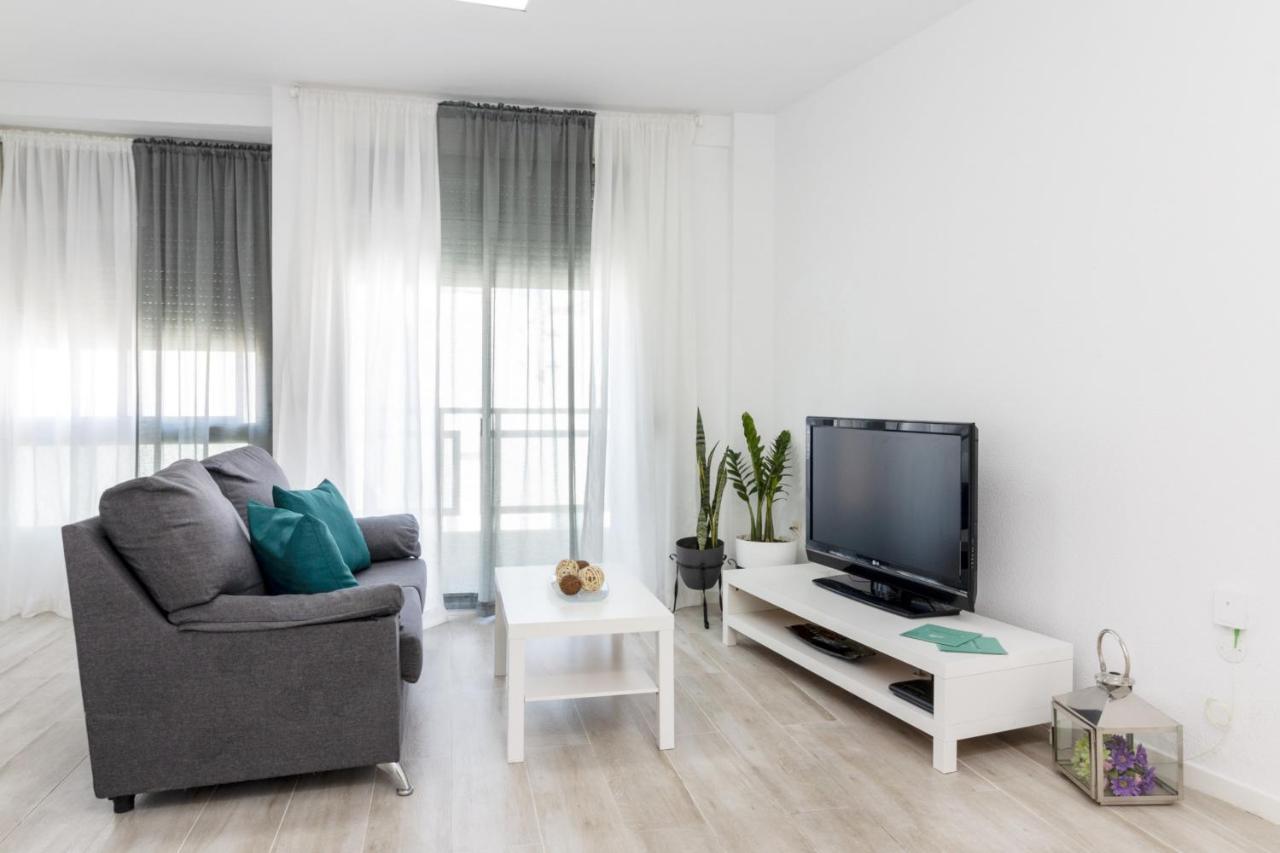 Homeforguest Amplio Apartamento En El Centro De Santa Cruz Extérieur photo